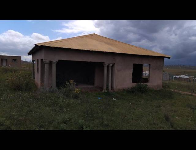 4 BEDROOM HOUSE FOR SALE IN MTHATHA RURAL